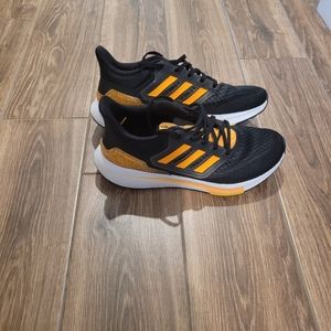 Adidas EQ 21 Messi Size 9